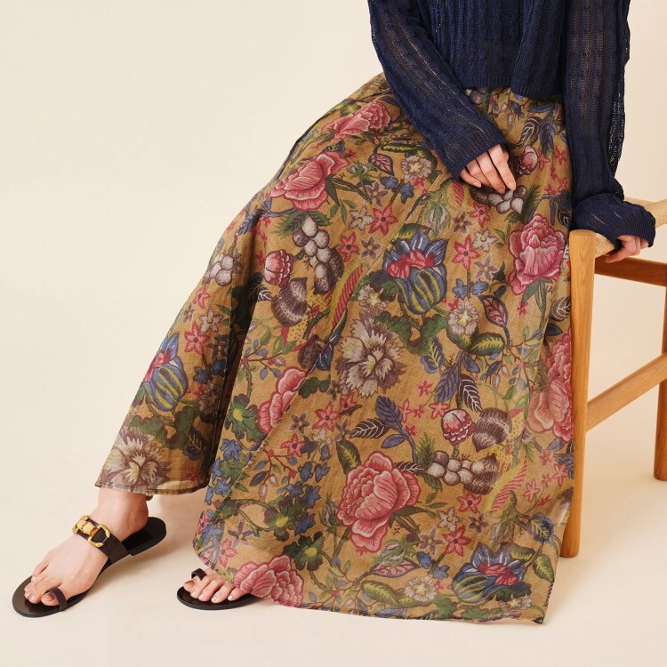 アンタイトル(UNTITLED)のボタニカルフラワースカート マキシ・ロングスカート